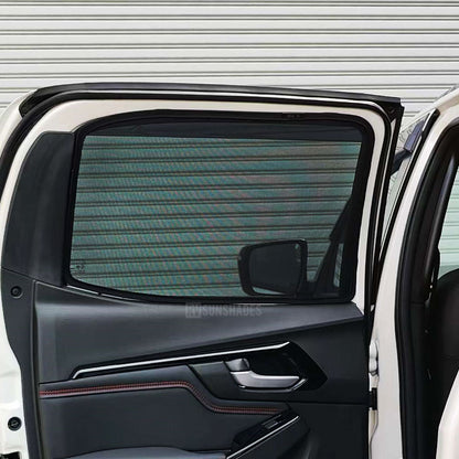 ISUZU D-MAX | BT-50 Sun Shade Dual Cab RG 2021-Now [Rear Windscreen]