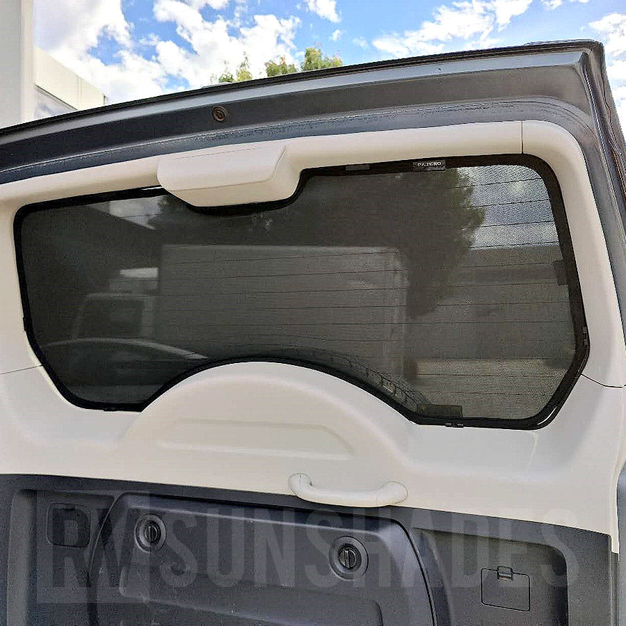 Mitsubishi Pajero NX Sun Shades 2006-Now [Front Door]