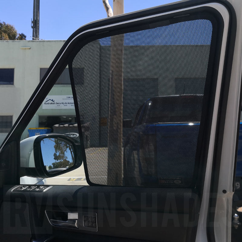 Nissan Navara D40 Sun Shade Dual Cab 2004-2014 [Front Door]